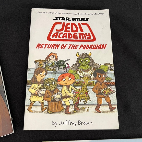 (4) Star Wars Books Bundle - Picture 4 of 11